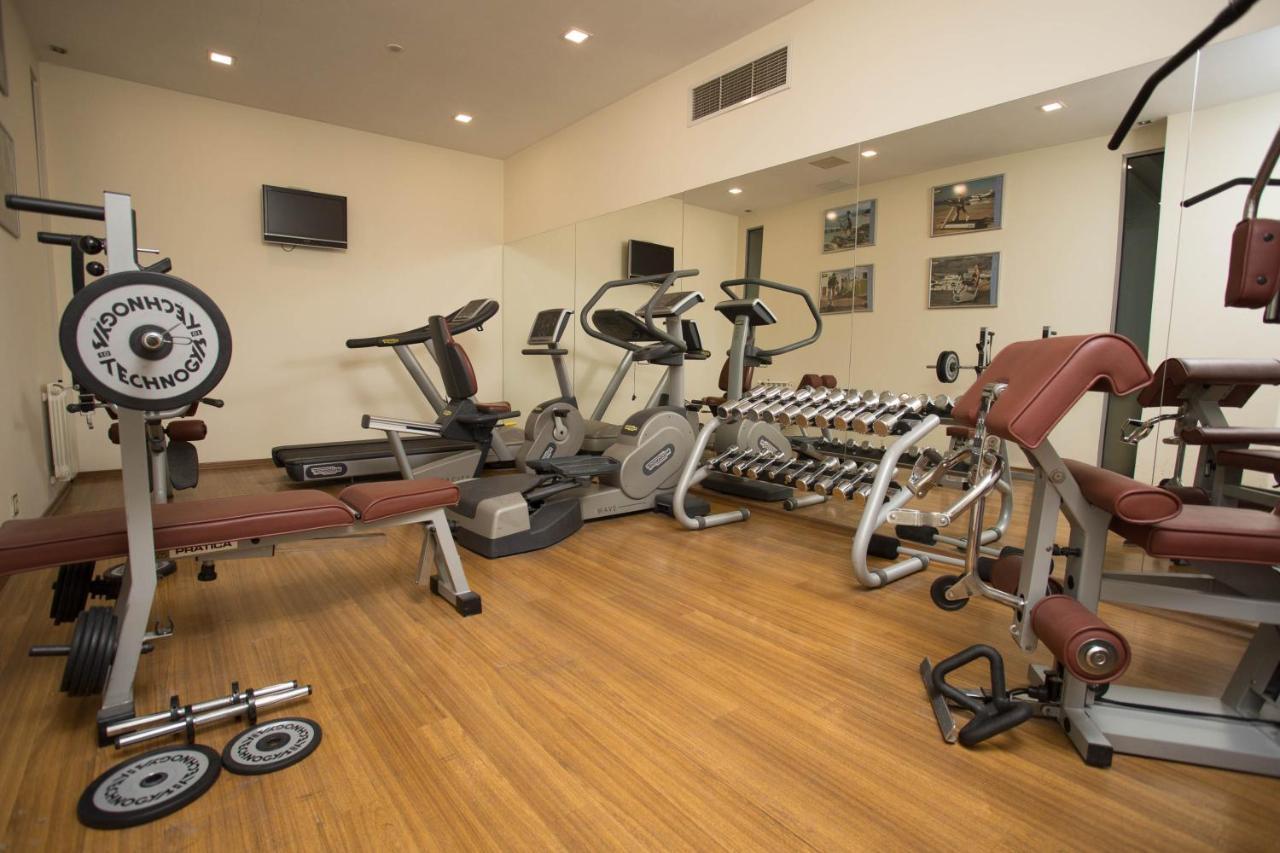 Spa Hotel Persenk Devín Zewnętrze zdjęcie A gym