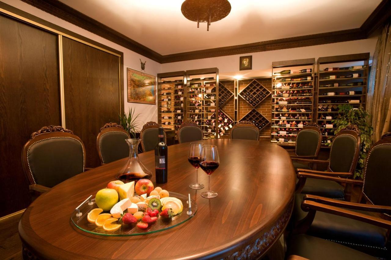 Spa Hotel Persenk Devín Zewnętrze zdjęcie Wine tasting room