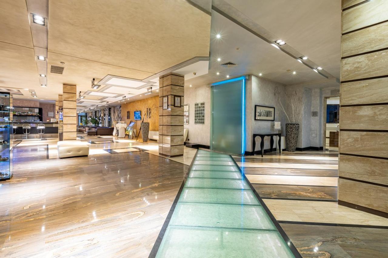 Spa Hotel Persenk Devín Zewnętrze zdjęcie Lobby