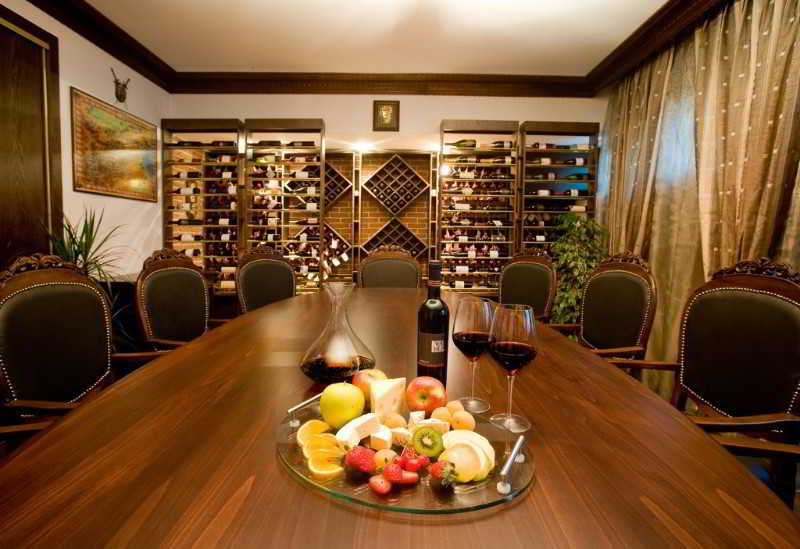 Spa Hotel Persenk Devín Restauracja zdjęcie Wine tasting room